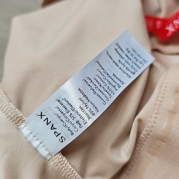 Spanx High Waisted Shaping Underwear, Small, Like New - Picture 6 of 12